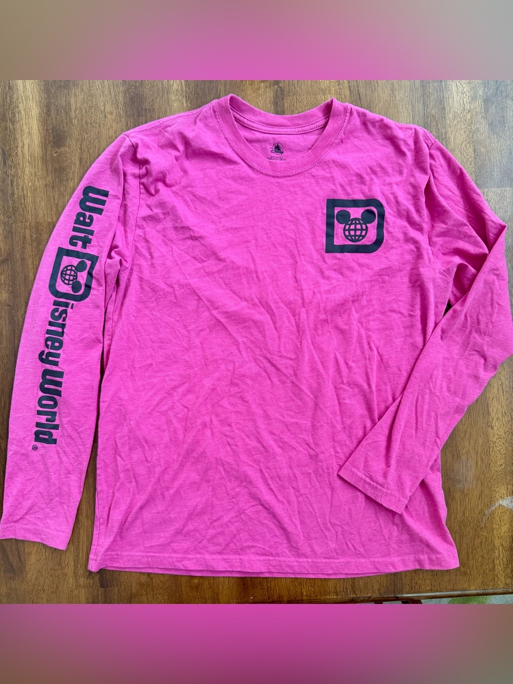 WDW Long Sleeve logo tee size L